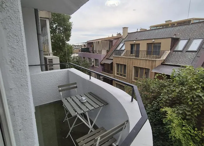 Sea Treasure Daire Varna